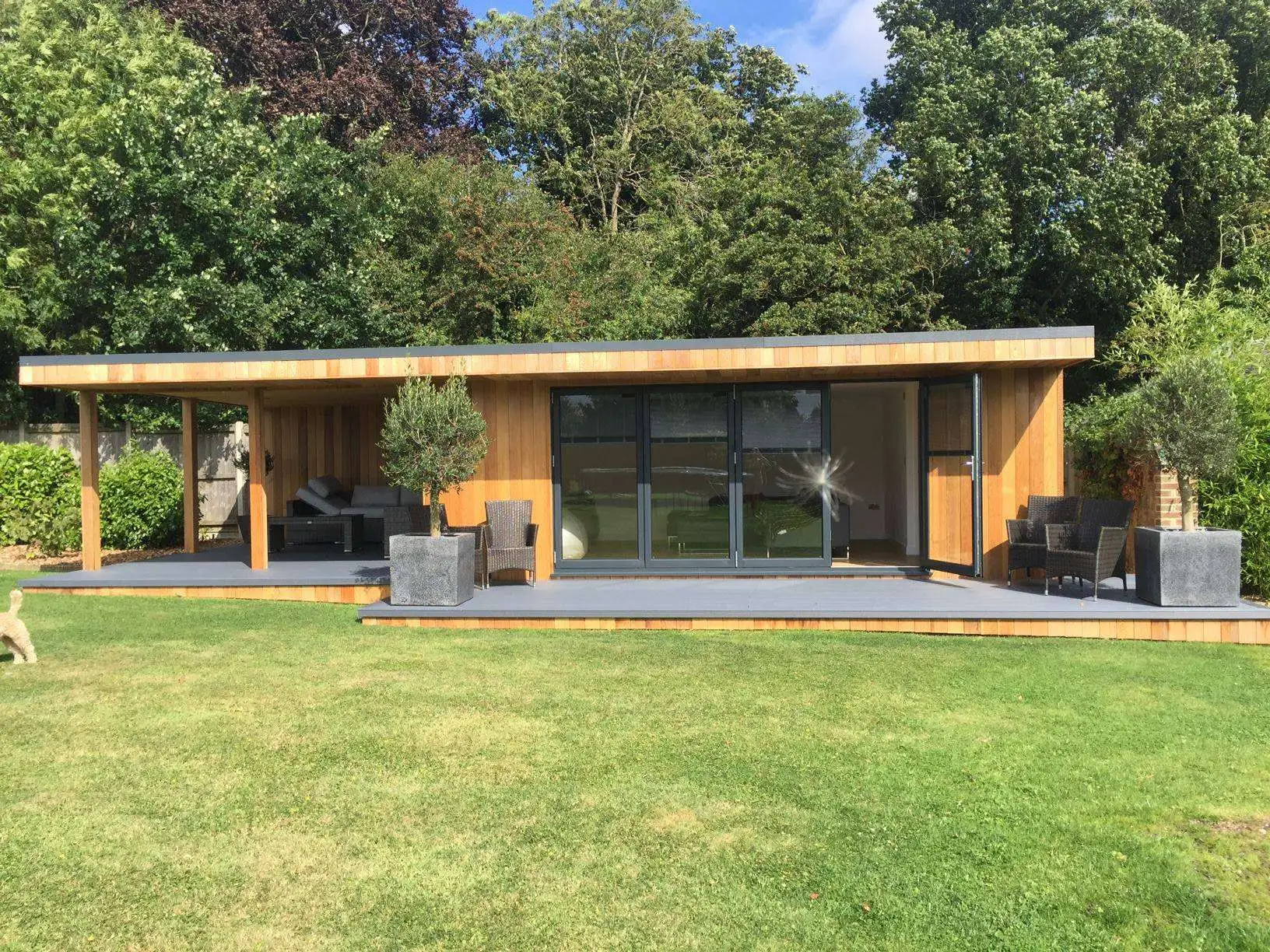 6 Pane Aluminium Bifolding Door - Image 11